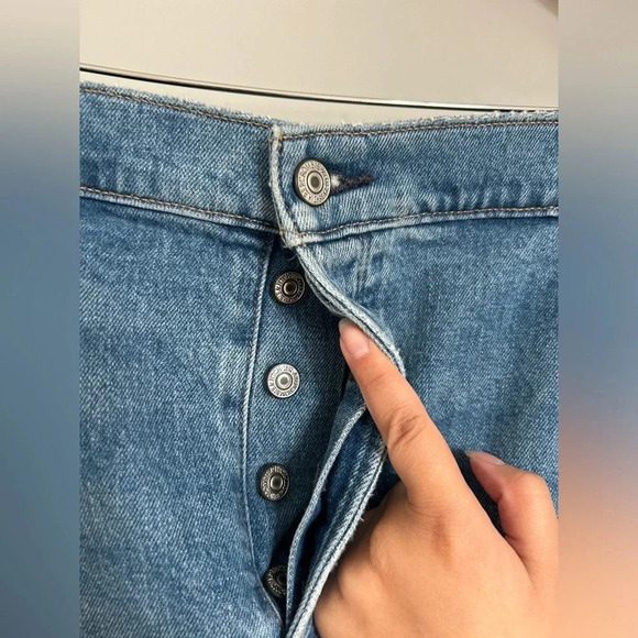 Abercrombie & Fitch the 7 Inch Dad Short High Angled Seam Cutout size 36 NWOT - Picture 7 of 14